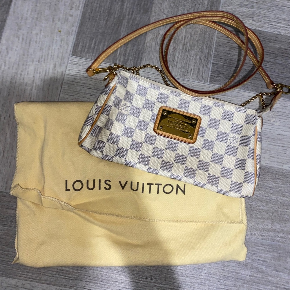 Louis Vuitton Eva Clutch Damier Azur